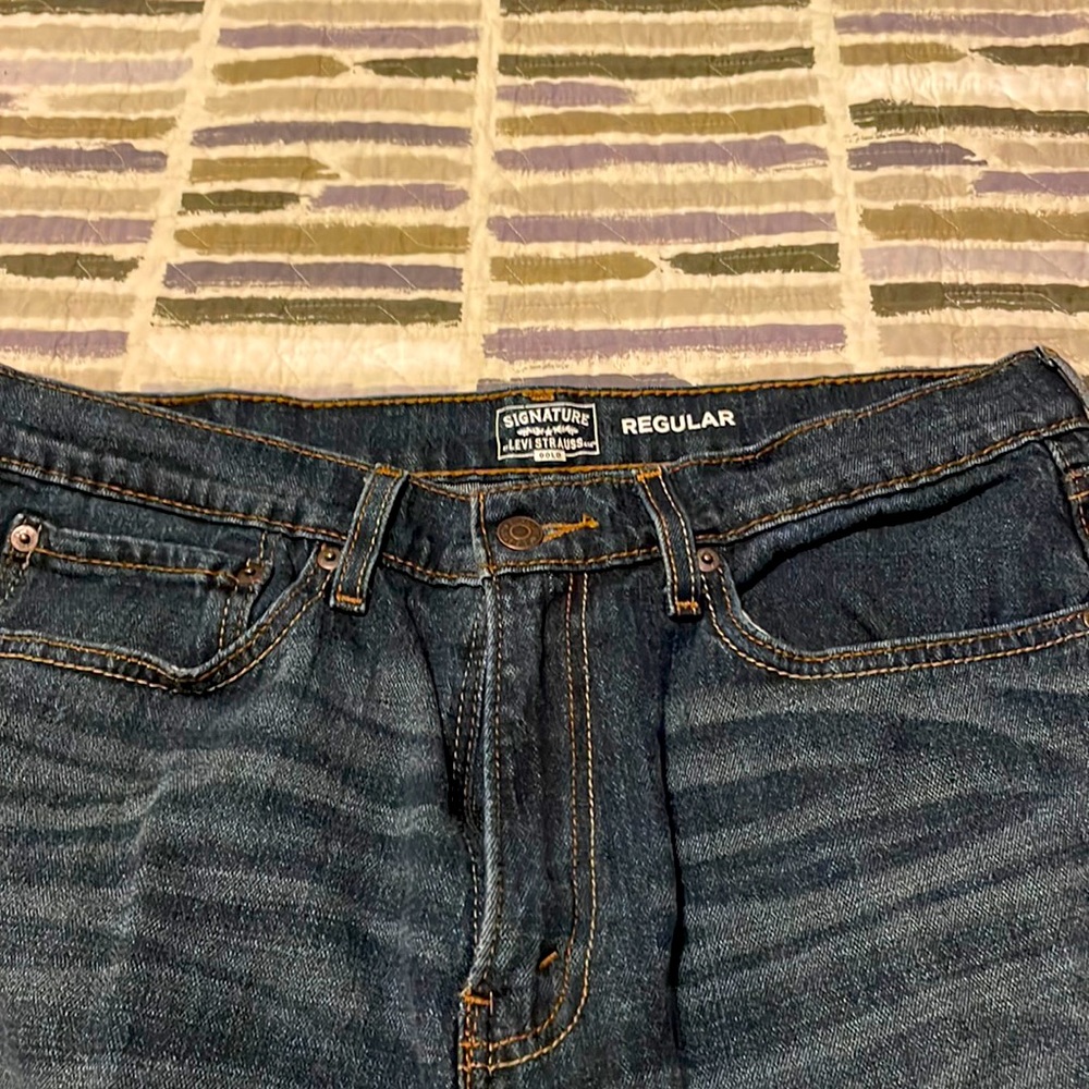 Levi’s Strauss signature men’s jeans